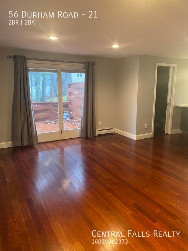 Building Photo - Townhouse for rent. Available Now