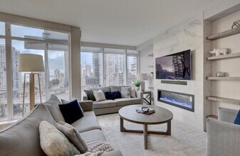 Building Photo - 1390 Granville St