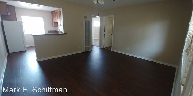 Building Photo - 552 D St