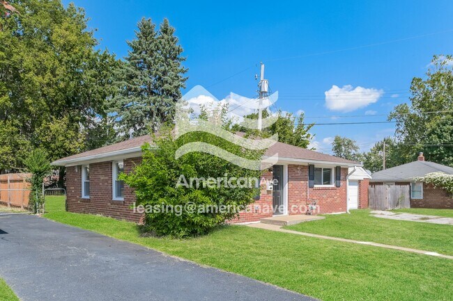 Foto del edificio - 6811 Chamberlain Ct