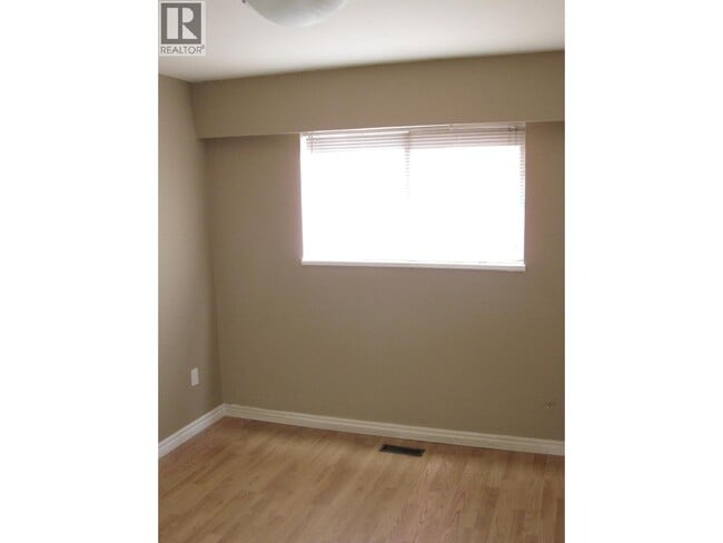 Building Photo - 2165 Prairie Ave