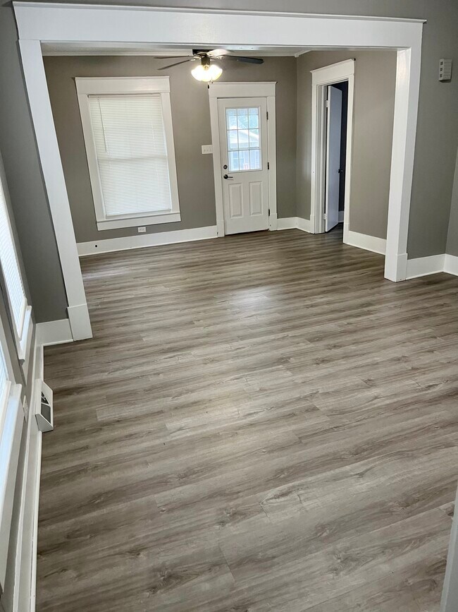 406 N Lincoln St, Robinson, IL 62454 House Rental in Robinson, IL