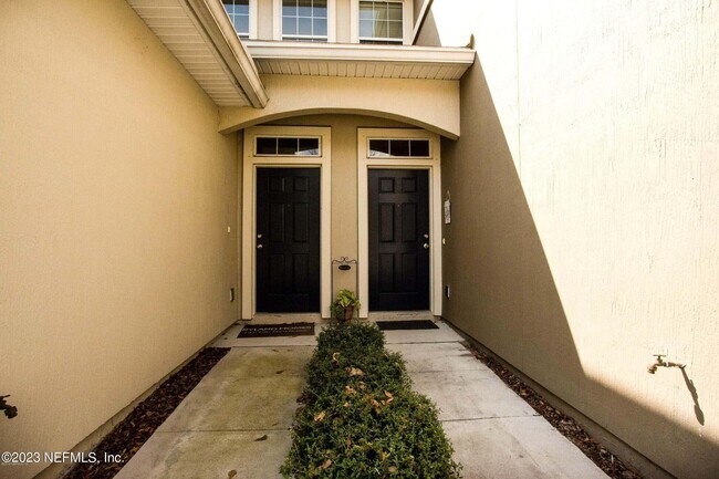 Foto del edificio - 12286 Black Walnut Ct