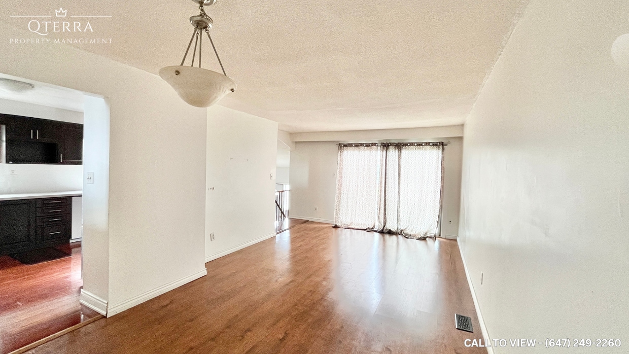Primary Photo - 78 Ashford Crt