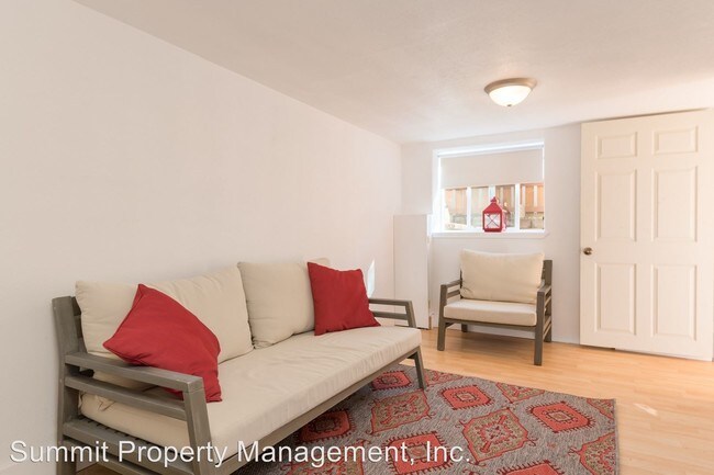 Foto del edificio - 2223 S 3rd St W