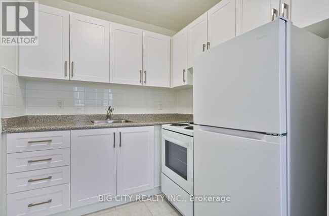 Building Photo - 50 Cambridge Ave