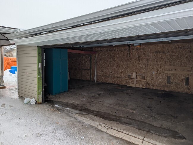 Photo du bâtiment - 1421 Ross Ave W