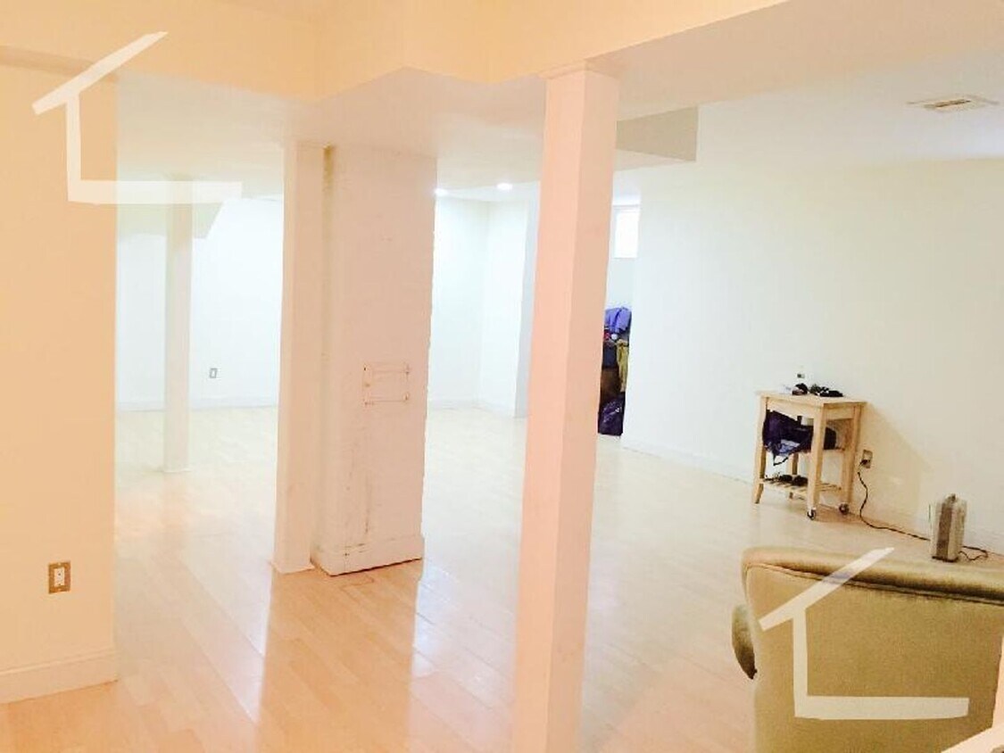 Foto del edificio - 735 Cambridge St