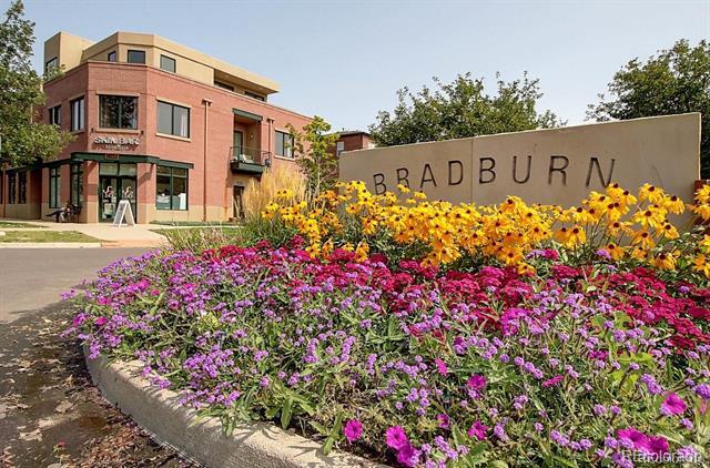 Foto del edificio - 11852 Bradburn Blvd