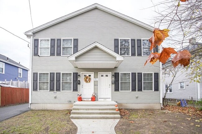 Photo - 160 Goodwin St House