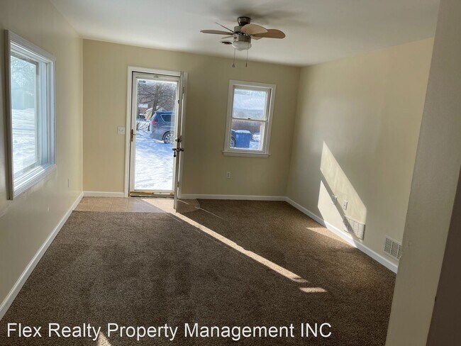 Building Photo - 2 br, 1 bath House - 2556 KOEHLER