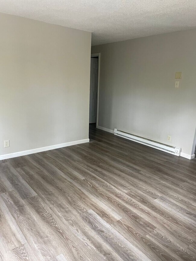 Foto del edificio - 5816 Sanford Rd