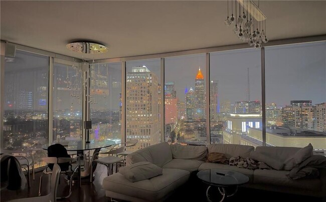 Building Photo - 1080 Peachtree St NE