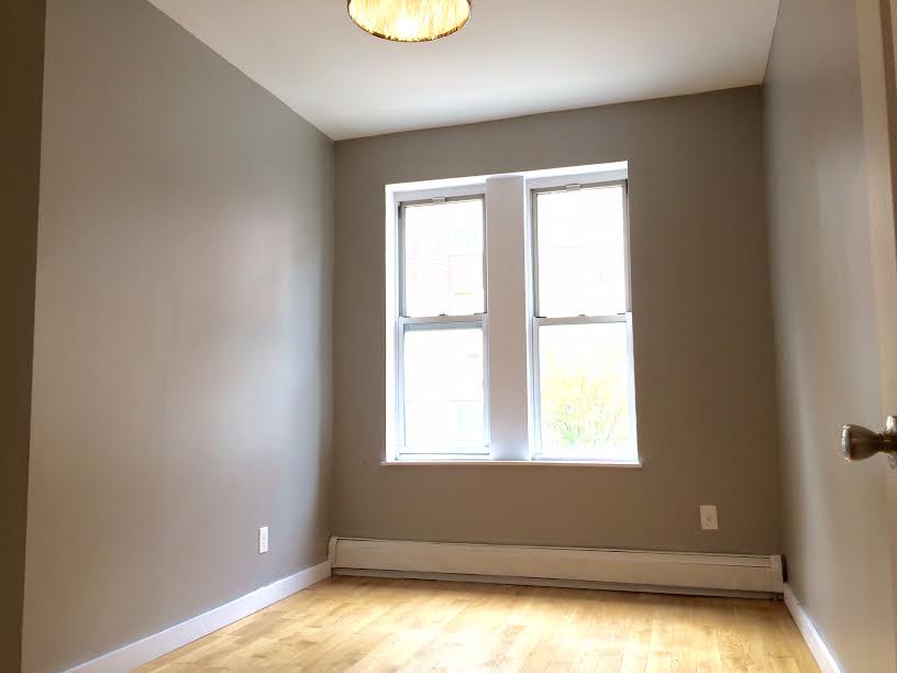 Foto principal - 160 Irving Ave