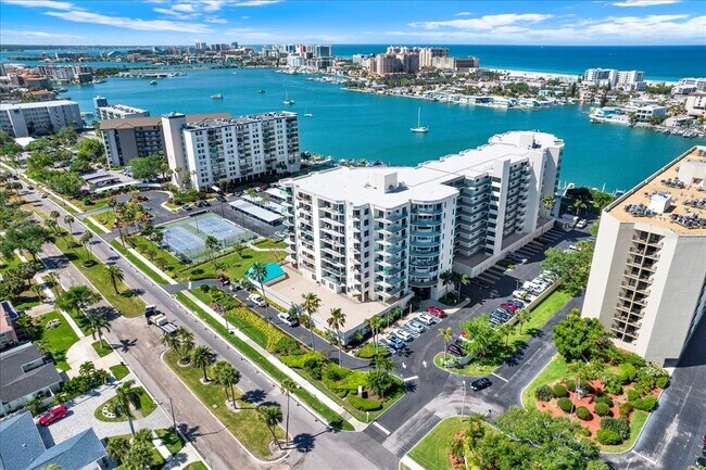 Foto del edificio - 670 Island Way