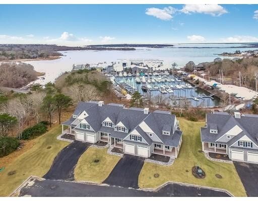 Primary Photo - 1090 Shore Rd