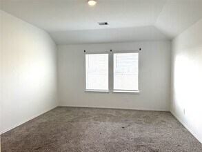 Building Photo - 1111 Tempranillo Wy