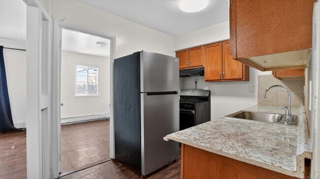 Foto del edificio - 1102 E 233rd St