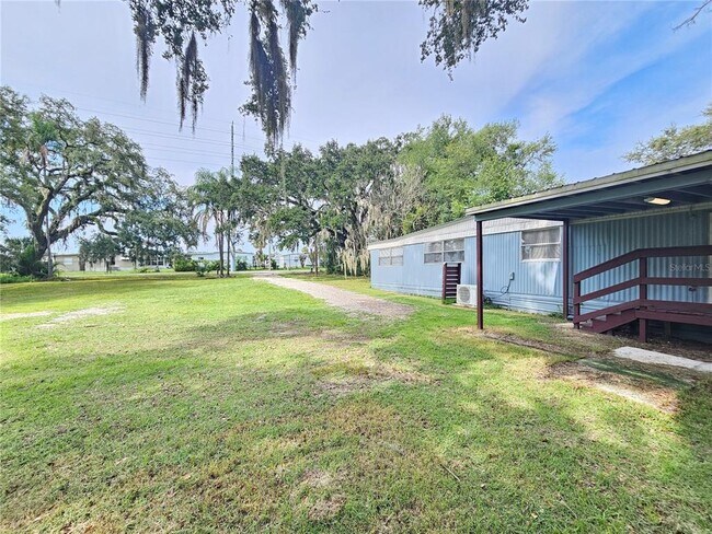 Foto del edificio - 37826 Daughtery Rd