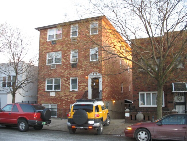 Building Photo - 8 Reeve Pl