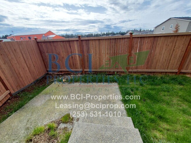 Building Photo - BRAND NEW 4 BEDROOM, 2.5 BATH!!!