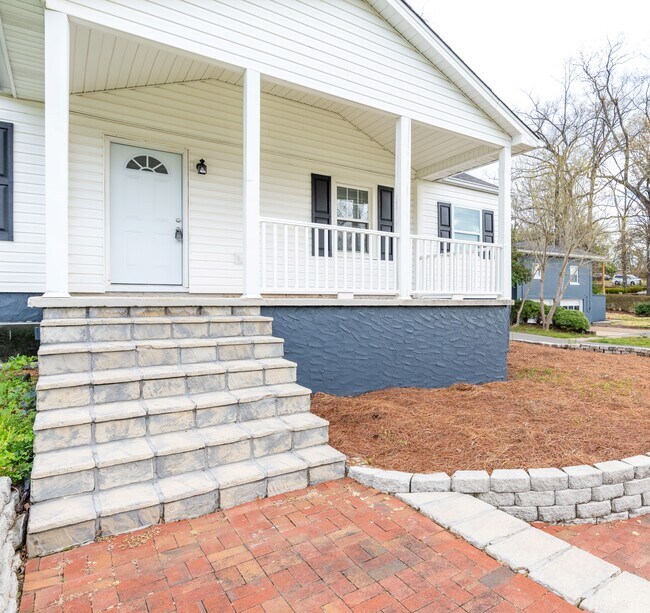 Photo - 1503 Ely Rd House