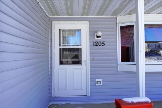 Foto del edificio - 2 Bedroom, 2 Bath Home