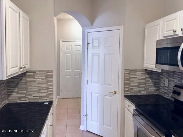 Foto principal - 7990 Baymeadows Cir E