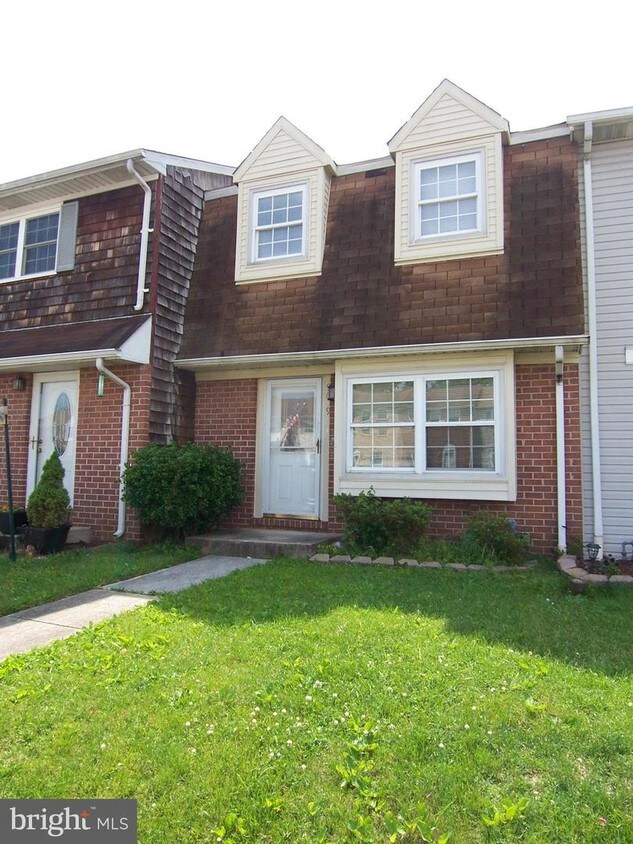 Primary Photo - 9619 Baron Pl