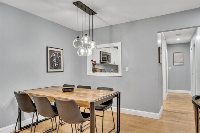 Foto del edificio - 32 Juniper St
