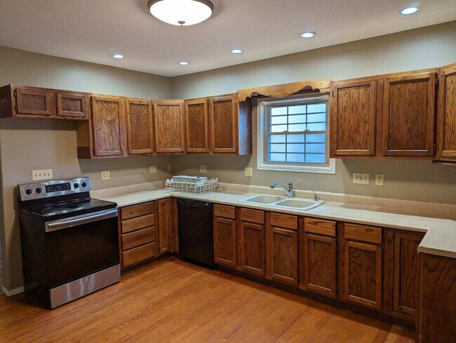 Foto del edificio - 809 S Walnut St