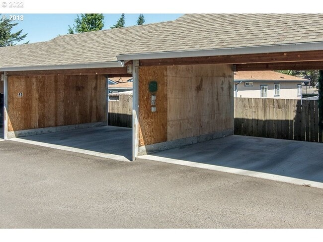 Photo - SEE LISTING for SPECIALS - Recently Refres... Apartment