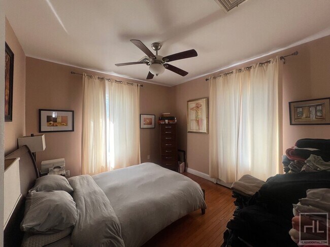 Foto del edificio - RENOVATED LUXURIOUS 3BR IN GATED BK BEACHF...