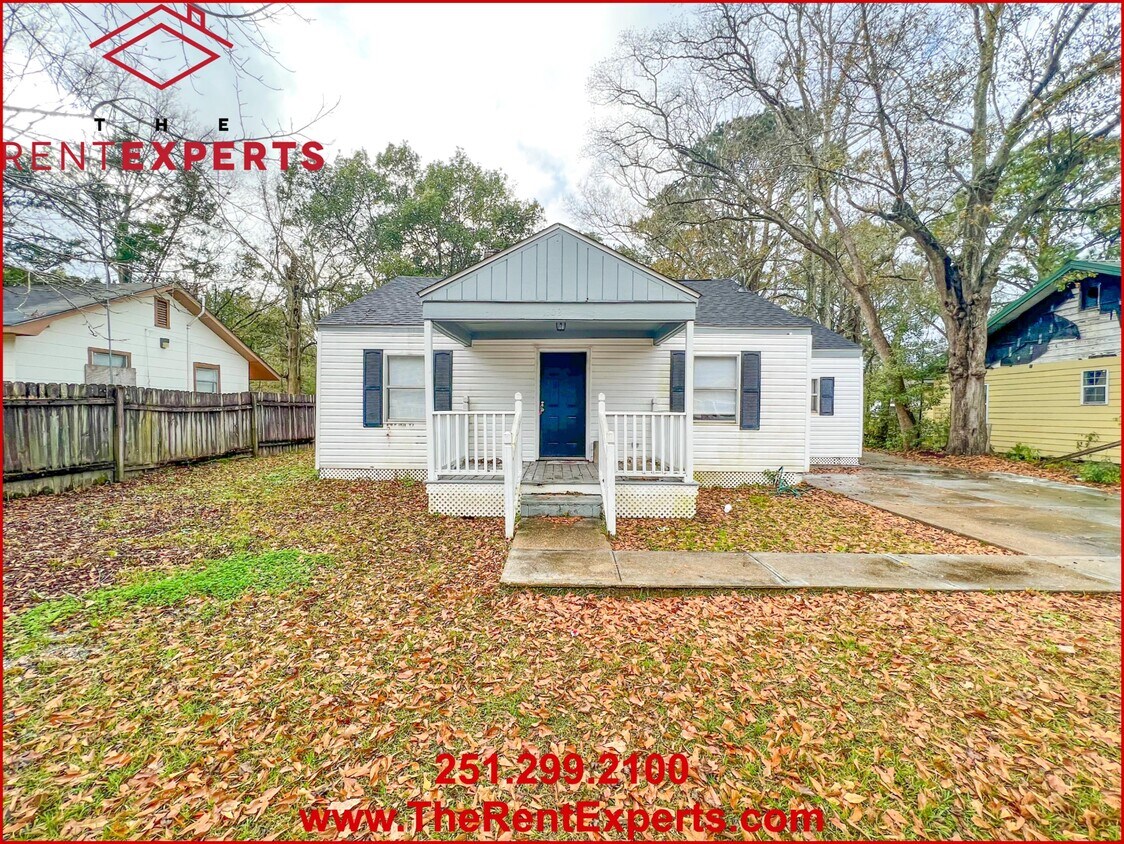 Primary Photo - 1302 Windsor Ave