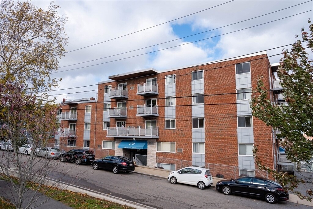 Foto principal - 170 Parker Hill Ave