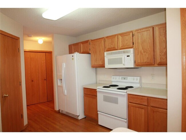 Foto del edificio - 1077 Lovell Ln S