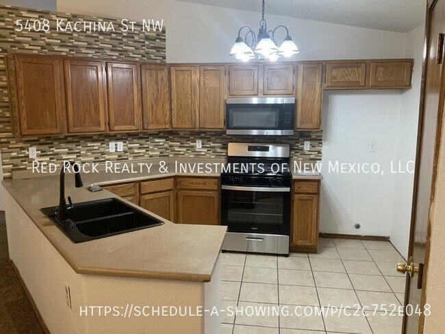 Foto del edificio - 5408 Kachina St NW