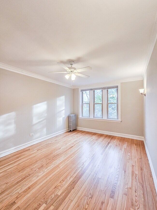 Foto del edificio - 4145 N Keystone Ave