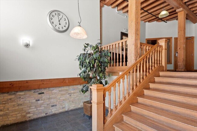 Foto del edificio - 418 N 3rd St