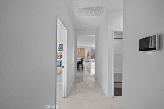 Foto del edificio - 45737 Chama Dr