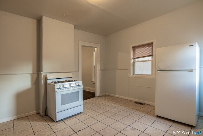 Foto del edificio - 1995 Main St