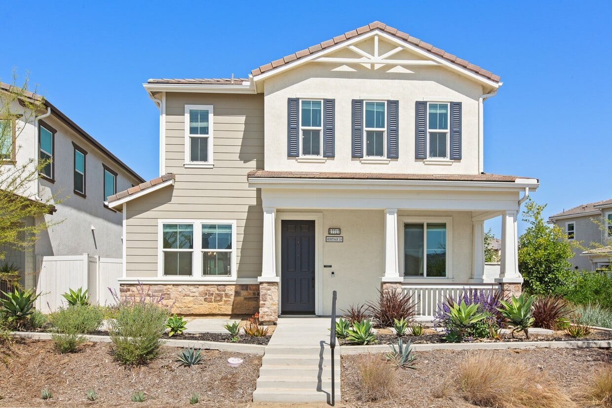 Primary Photo - Charming 4 bedroom in Park Circle