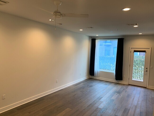 Foto del edificio - East Austin Studio! A Must See!