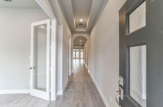 Foto del edificio - 23918 Cedar Glade Ln