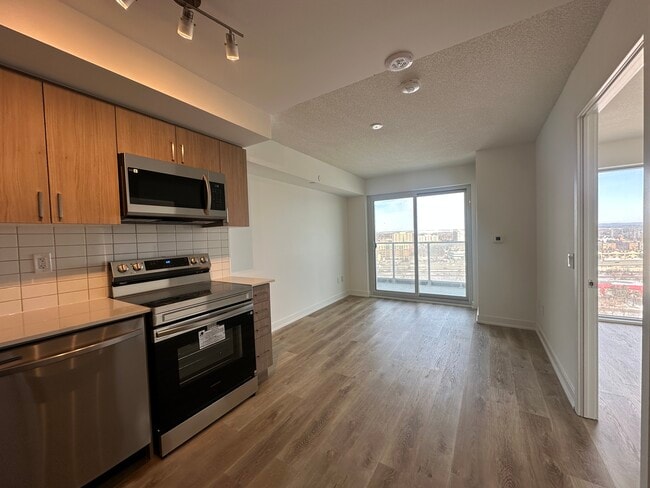 Building Photo - Sandy Beach Condo