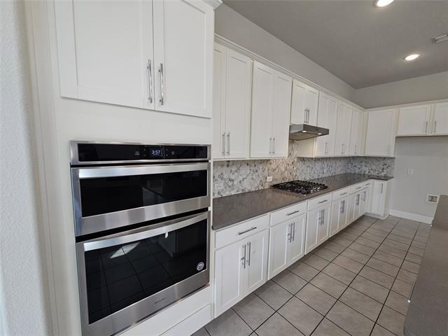 Building Photo - 1435 Wittington Pl