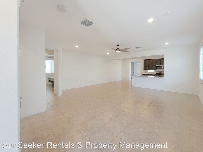 Building Photo - 4 br, 2 bath House - 9532 W Trumbull Rd