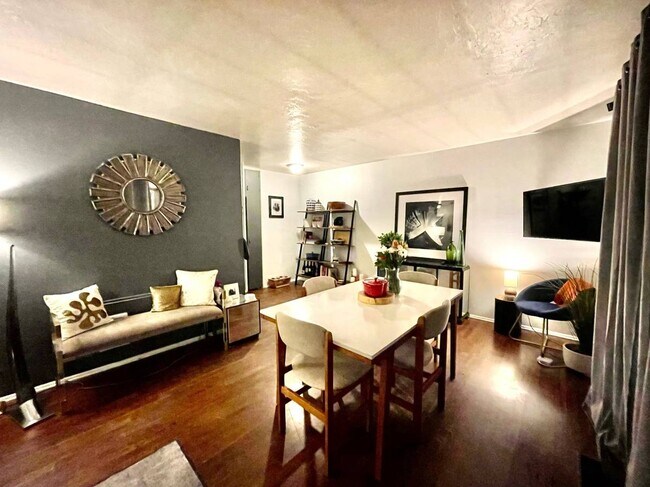 Upstairs Living Room & Dinning area - 5606 SE Milwaukie Ave