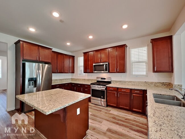 Foto del edificio - 2556 Lacey Ann Ave