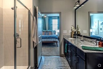 2BR, 2BA - 1020 SF - The Address Galleria